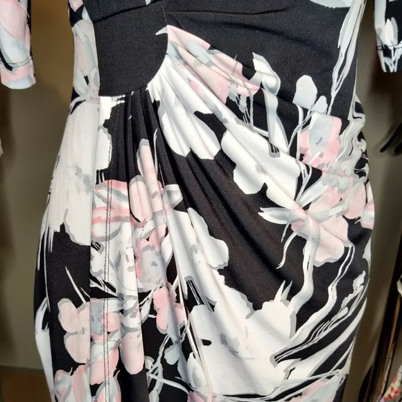 Connected apparel faux wrap dress! ✨ - Picture 3 of 3